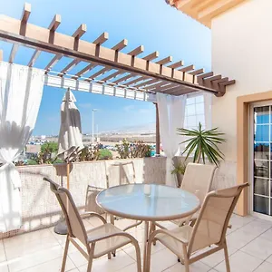 https://terrazas-del-duque-ii-4a001.in-canary-islands.com
